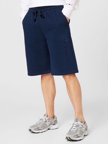 Champion Authentic Athletic Apparel Regular Shorts in Blau: predná strana