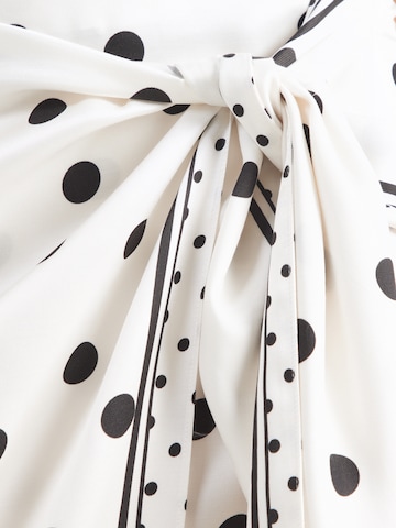 Gonna 'ALBBAA' di Ted Baker in bianco