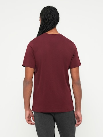 Nike Sportswear Regular fit Μπλουζάκι 'CLUB' σε κόκκινο
