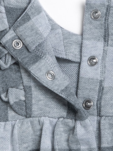 Robe Chicco en gris