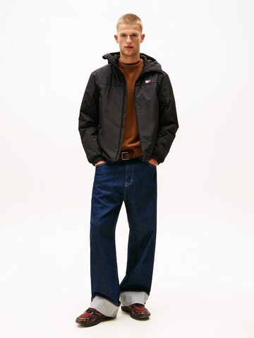Tommy Jeans Átmeneti dzseki - fekete
