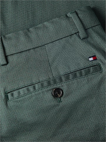 Regular Pantalon chino 'Denton' TOMMY HILFIGER en vert