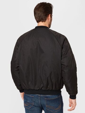 Mennace Between-season jacket in Black