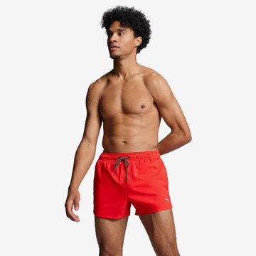 PUMA Regular Shorts in Rot: predná strana