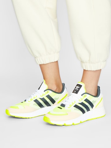 ADIDAS ORIGINALS - Zapatillas deportivas bajas en Mezcla de colores: frente