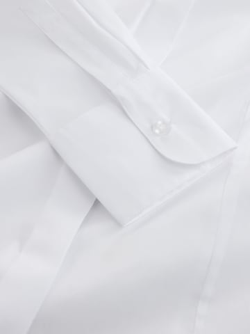 Next - Blusa 'Essential' en blanco