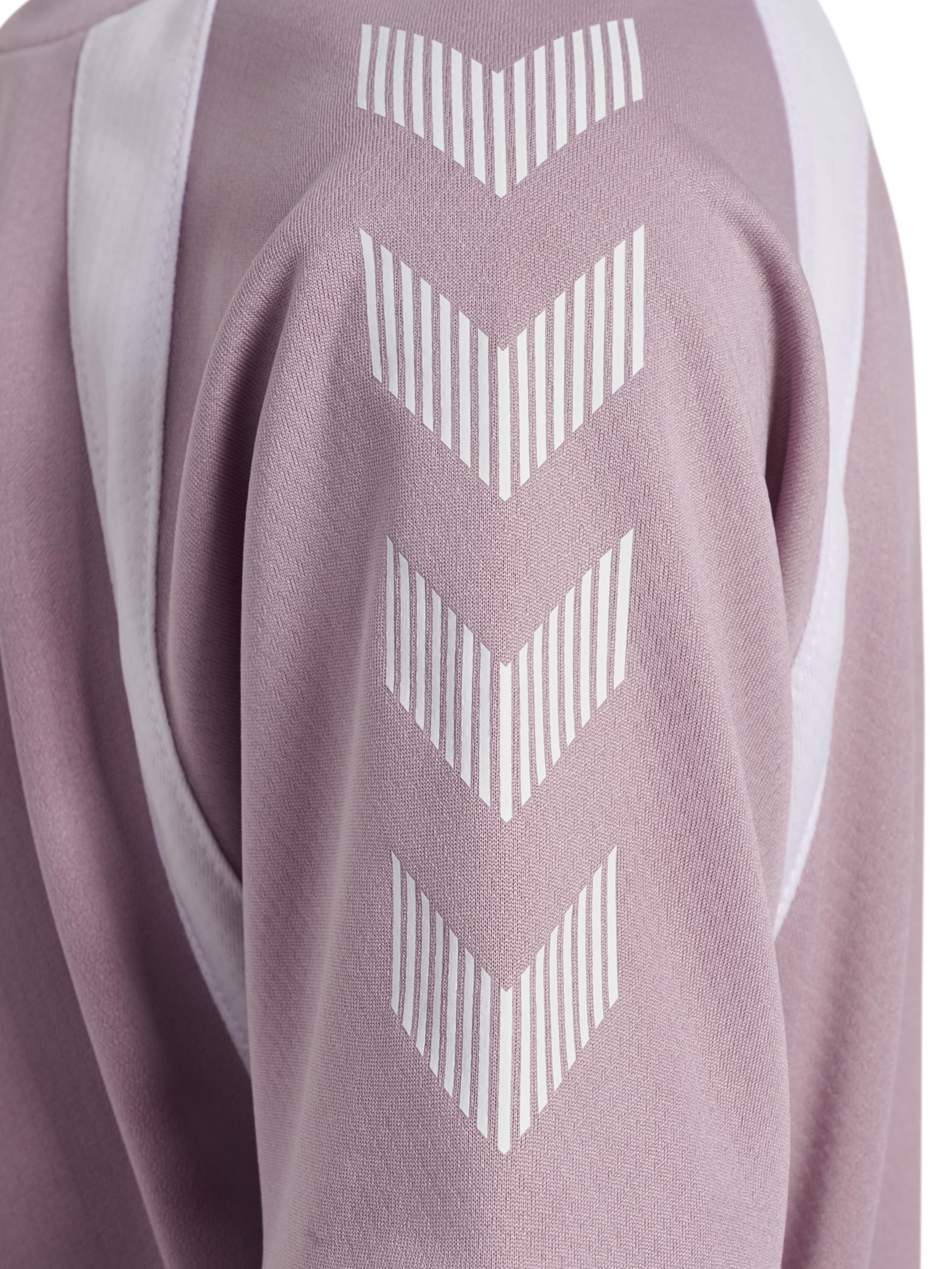 Hummel Performance shirt in Purple