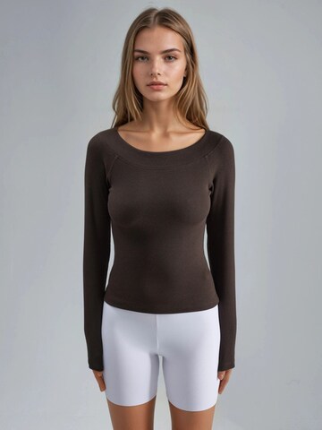 T-shirt Busem en marron
