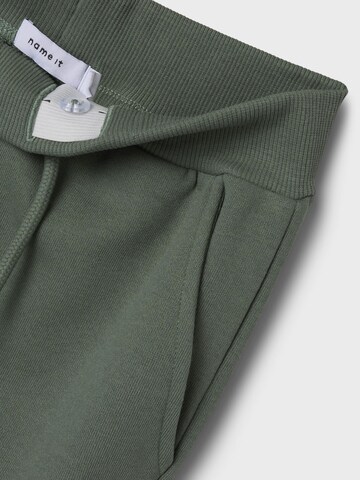 Effilé Pantalon NAME IT en vert
