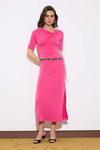 Robe Trendyol en rose : devant