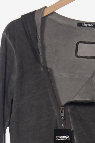 tigha Sweatshirt & Zip-Up Hoodie in S in Grey