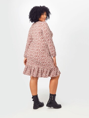 Robe 'Mele' ABOUT YOU Curvy en marron