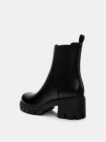 Chelsea Boots Pull&Bear en noir