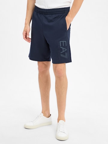 EA7 Emporio Armani Regular Broek in Blauw: voorkant