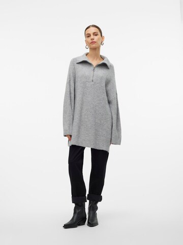 VERO MODA Sweater 'Pernilla' in Grey