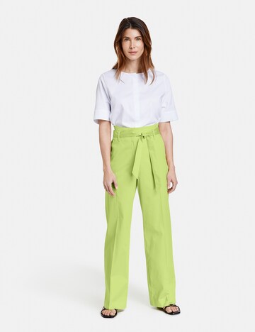 GERRY WEBER Regular Trousers with creases in Green