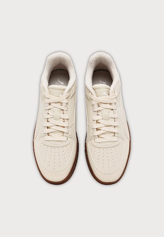 PUMA Ниски маратонки 'Caven III' в бяло: отгоре