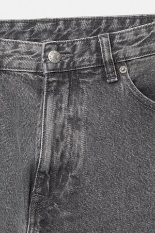 regular Jeans di Pull&Bear in grigio