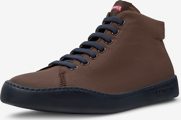 Baskets hautes 'Peu Touring' CAMPER en marron : devant