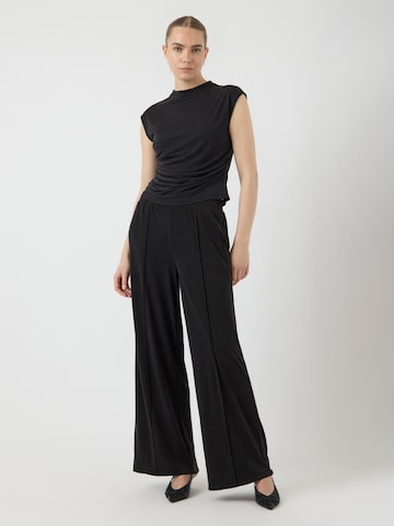 regular Pantaloni 'YASLYSA' di YAS in nero: frontale