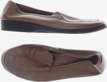 EDDIE BAUER Flats & Loafers in 38,5 in Brown: front