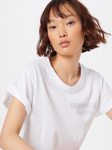 Designers Remix T-Shirt 'Stanley' in Weiß