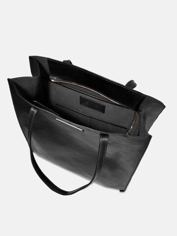 The Bridge Shopper in Black