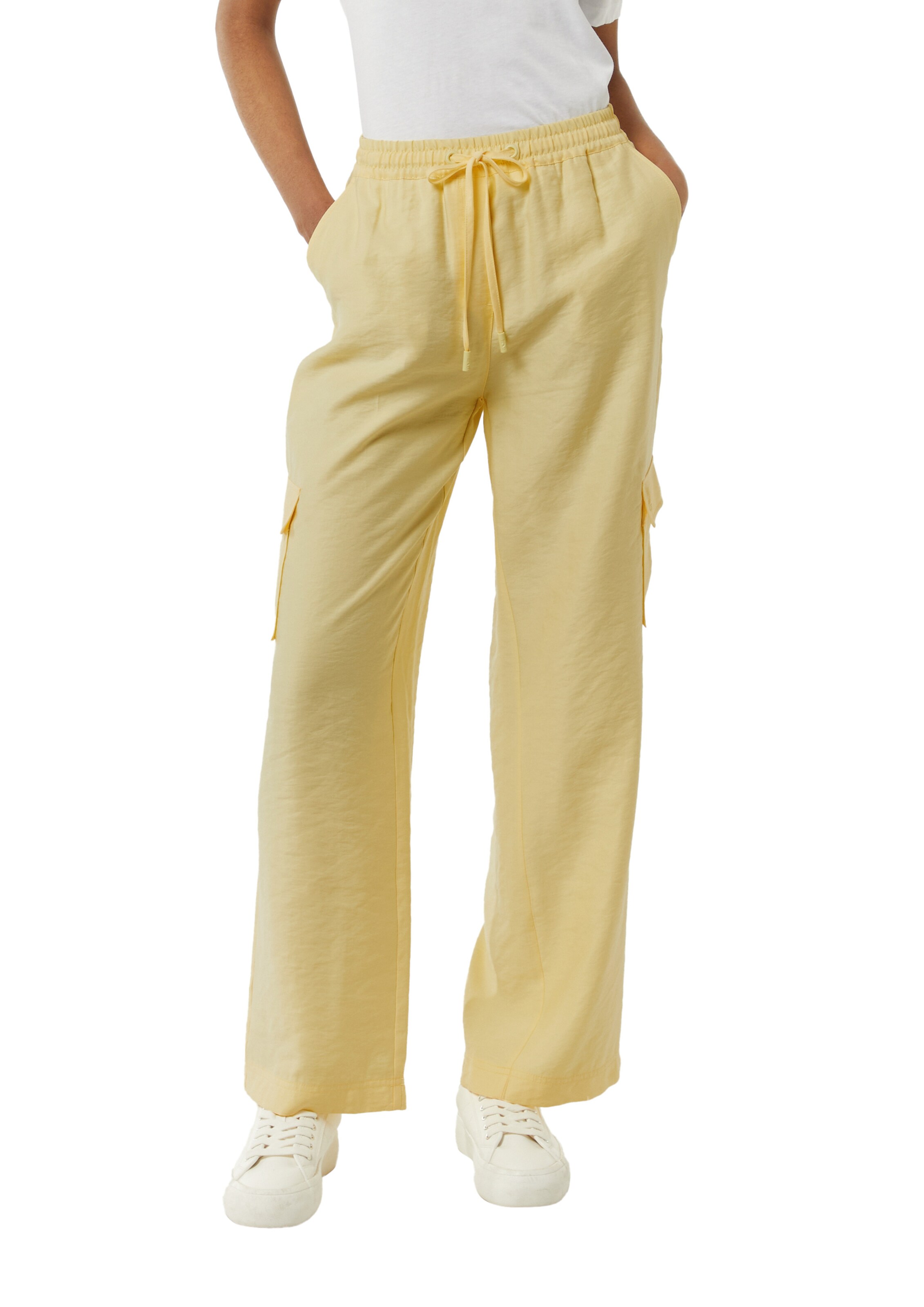 Regular Pantalon COMMA en jaune : devant