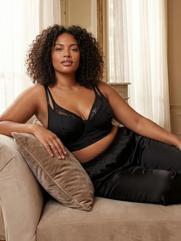 Trendyol Curve Bustier BH in Schwarz: Vorderseite