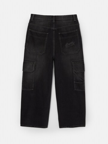 Pull&Bear Wide leg Cargojeans i svart