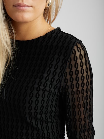 Top 'Tillie' di Peppercorn in nero