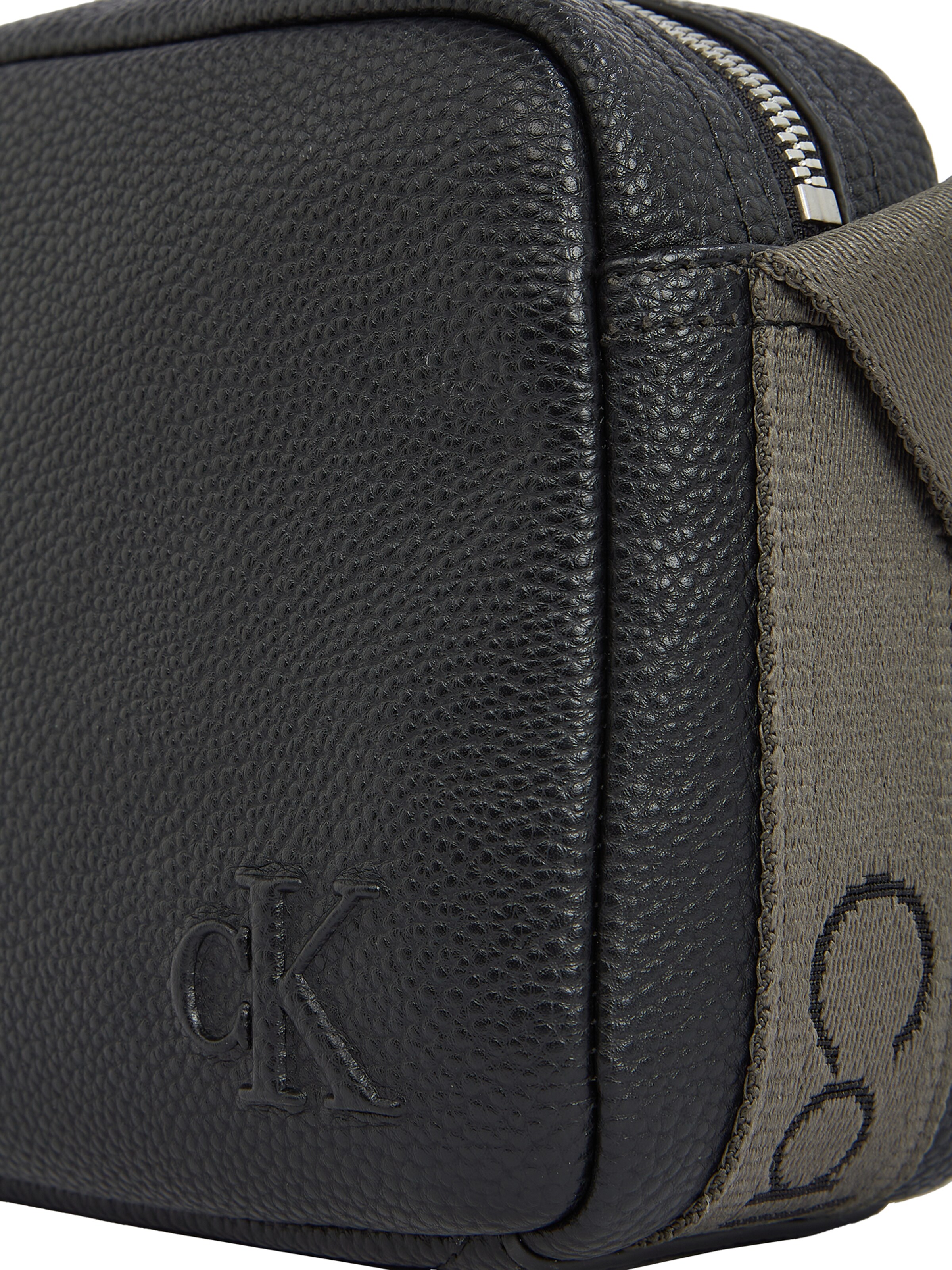 Calvin Klein Τσάντα ώμου σε μαύρο