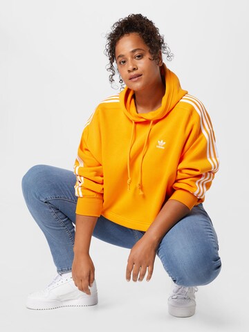 ADIDAS ORIGINALS Sweatshirt i orange