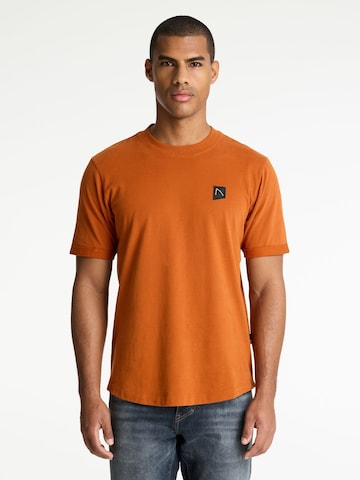 CHASIN' Shirt 'Brody' in Orange: front