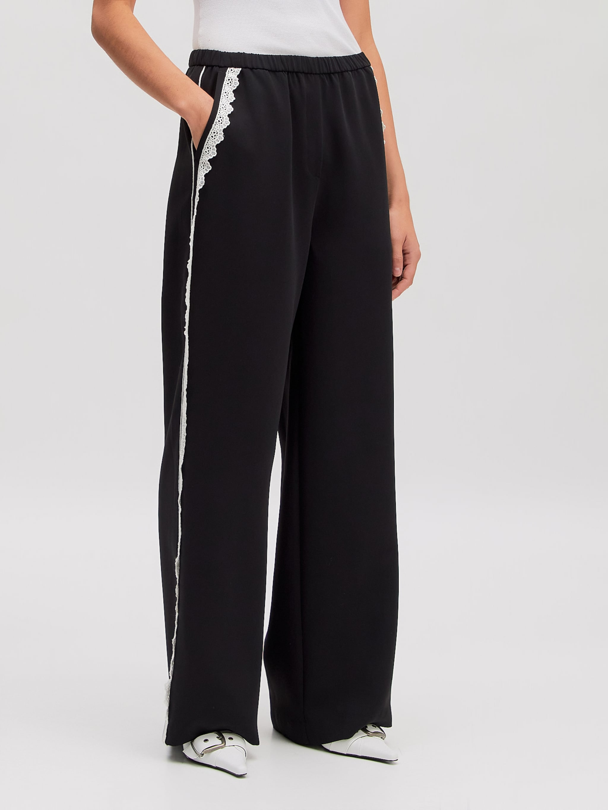 EDITED Neuheiten Hose 'Tilly' schwarz