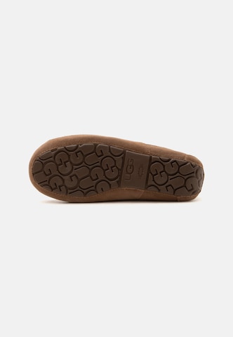 UGG Mokasíny 'ASCOT' - Hnedá