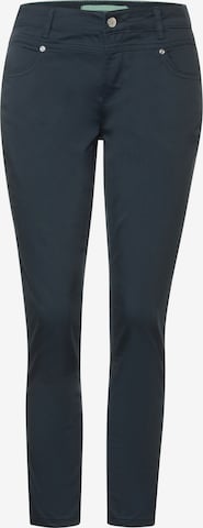 STREET ONE Slim fit Pants in Green: front