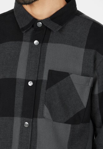 Whistler Regular fit Athletic Button Up Shirt 'Vecna' in Black