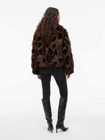 VILA - Chaqueta de invierno 'VIAquafina' en negro