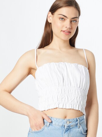 Top di Abercrombie & Fitch in bianco: frontale