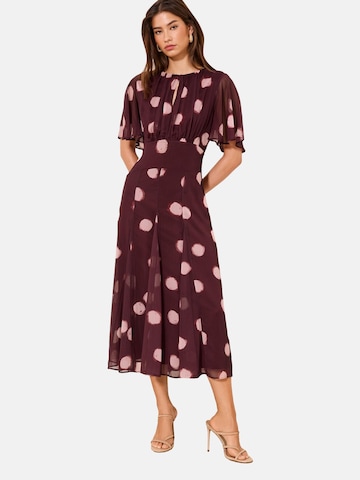 Robe Lipsy en rouge : devant