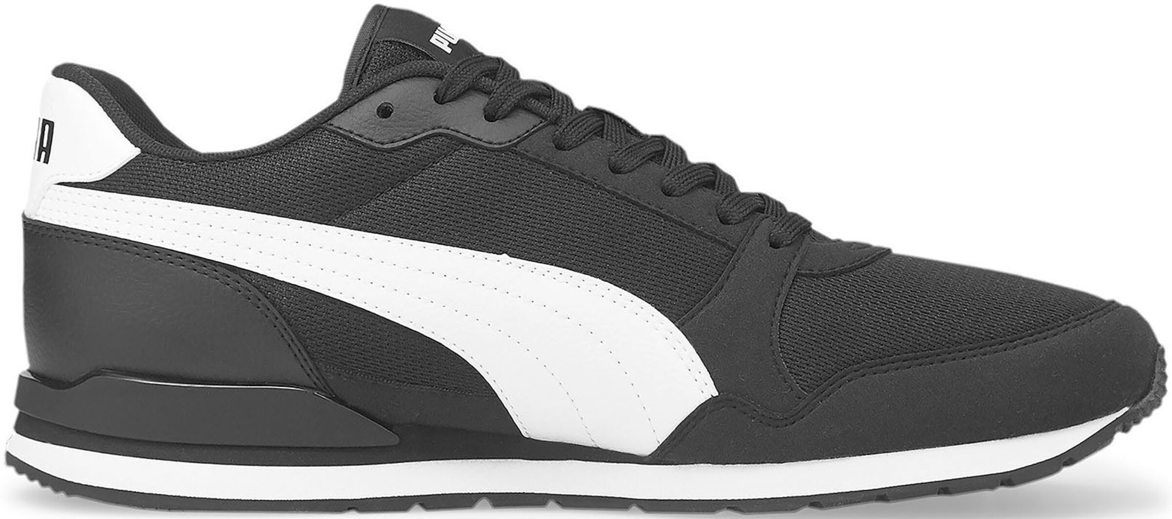 PUMA Sneakers in Black