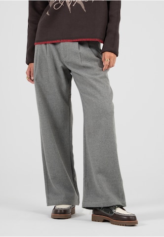 Wide leg Pantaloni con pieghe di Prohibited in grigio: frontale