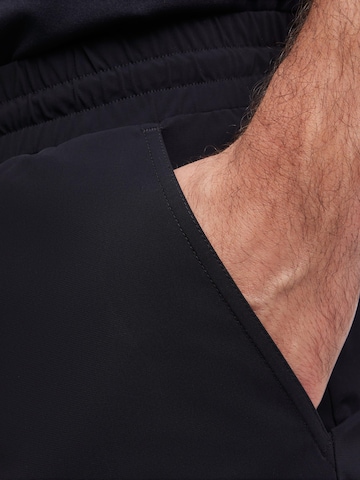 FALKE Regular Sporthose‌‌ in Schwarz