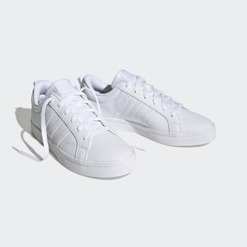 ADIDAS SPORTSWEAR Ниски маратонки 'VS Pace 2.0' в бяло
