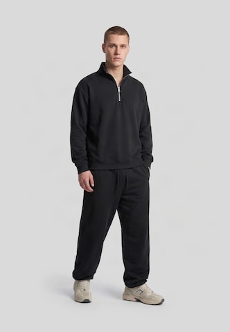 Urban Classics Sweatshirt in Schwarz: Vorderseite