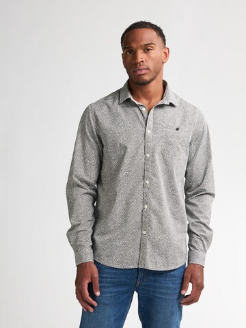 PETROL INDUSTRIES MEN Comfort fit Button Up Shirt in Green