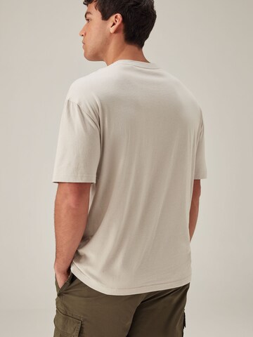 Maglietta di Next in beige