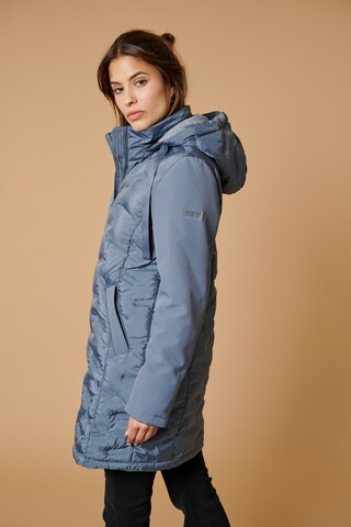 ZABAIONE Between-Seasons Coat in Blue