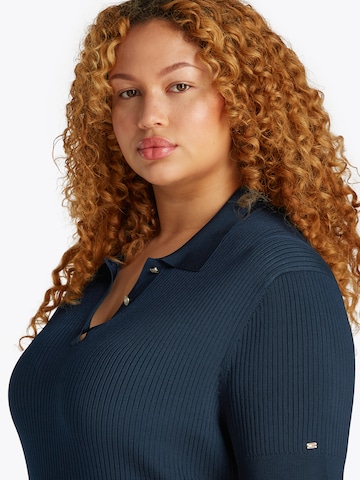 Tommy Hilfiger Curve Трикотажное платье в Синий